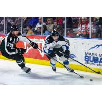 Idaho Steelheads Forward Steven McParland vs. the Utah Grizzlies