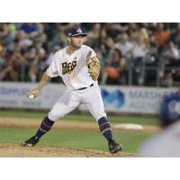 RHP Nate Roe with the New Britain Bees