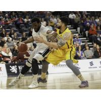 Halifax Hurricanes drive on the London Lightning in Game 7