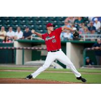Tyler Wells pitching for the Fort Myers Miracle